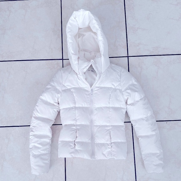 White Puffer Jacket - Picture 1 of 2